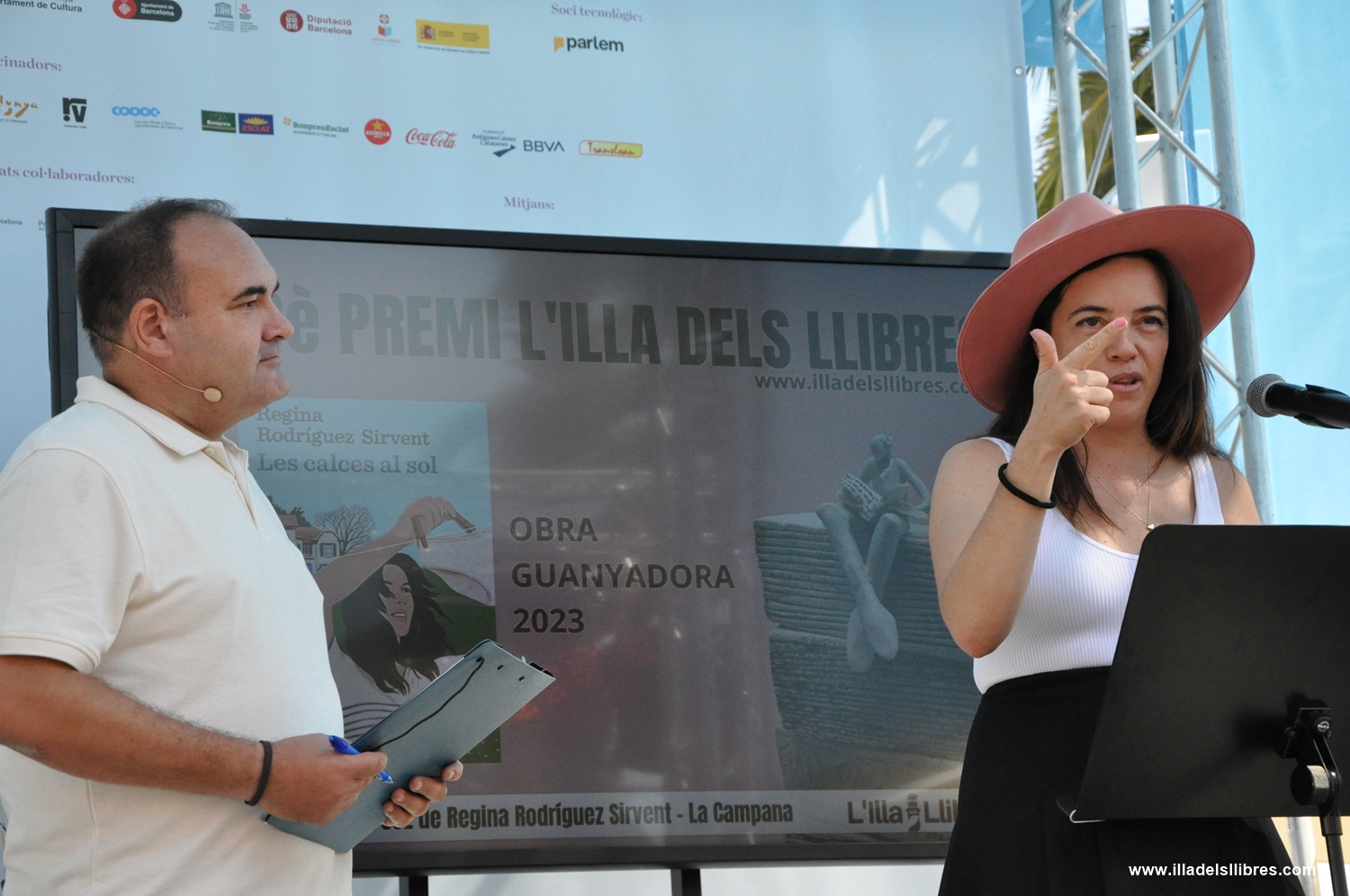 Les calces al sol de Regina Rodríguez Sirvent guanya el 13è Premi L'Illa  dels Llibres L'illa dels llibres 