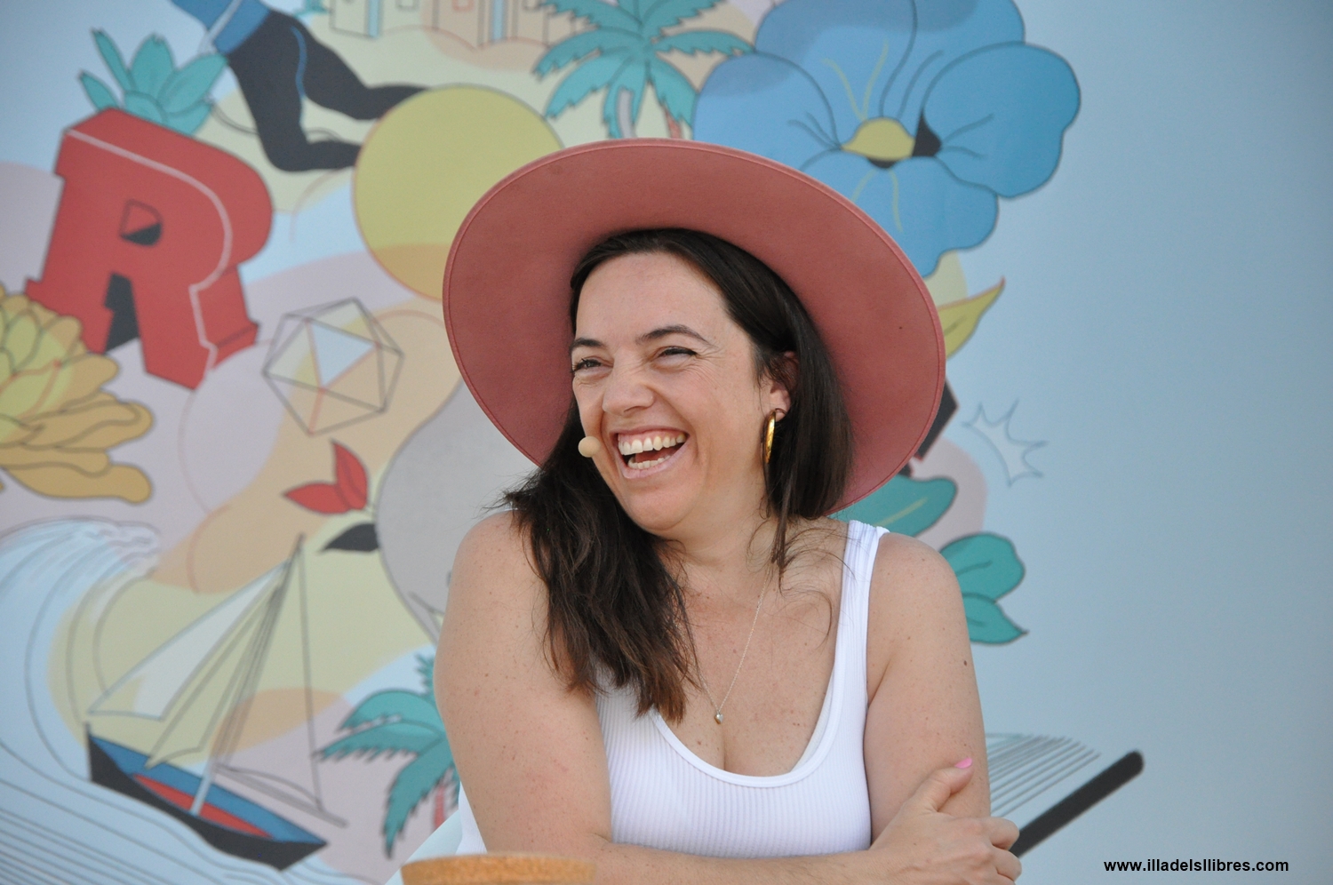 Regina Rodríguez, escriptora de Puigcerdà: Això de 'Les calces al